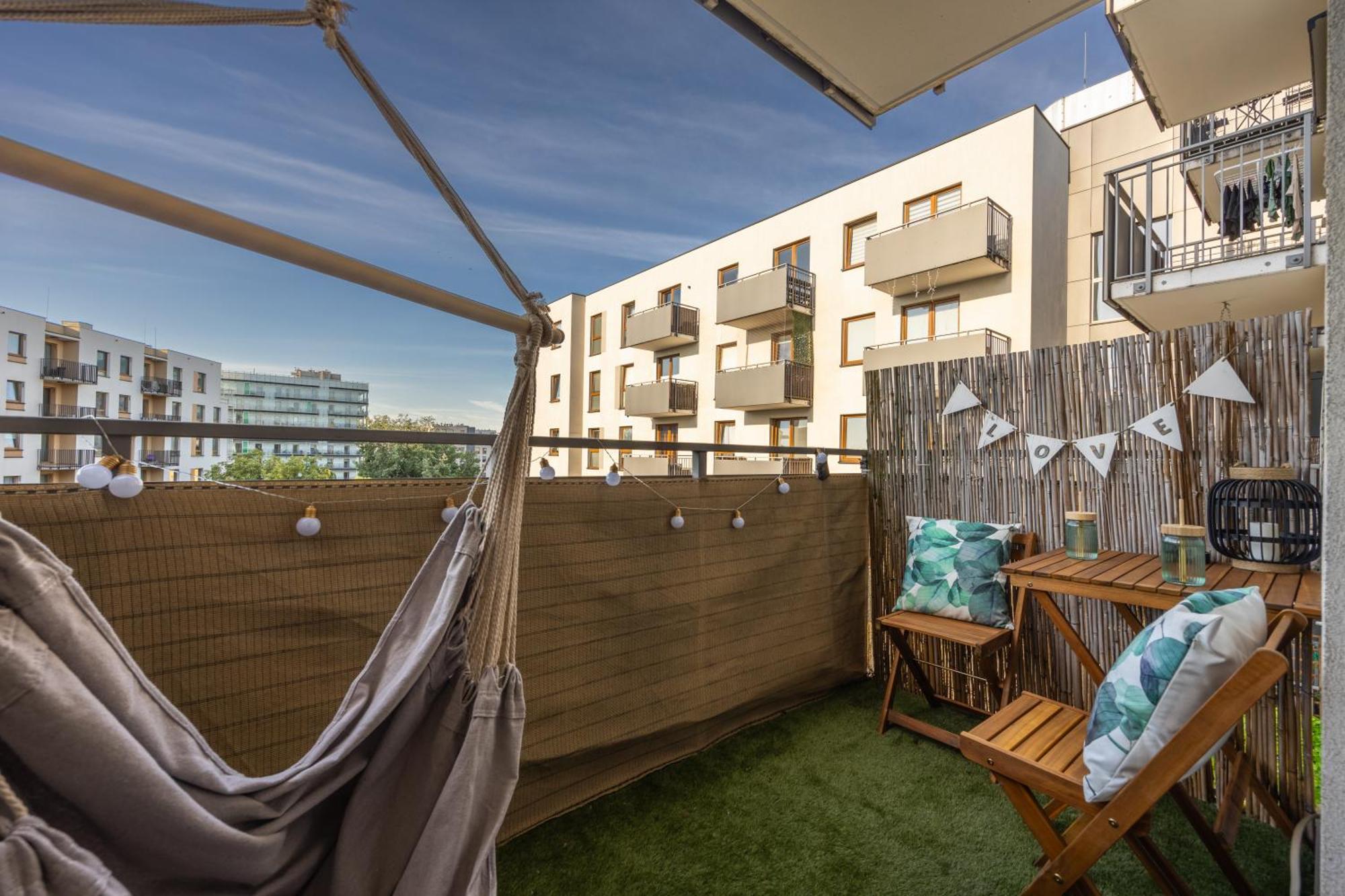 Wola - Parking, Balcony, Workdesk - By Rentujemy Apartment Warsaw
